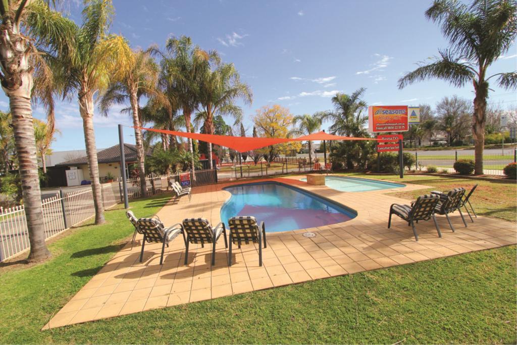 Отель All Seasons Mildura Holiday Park Экстерьер фото