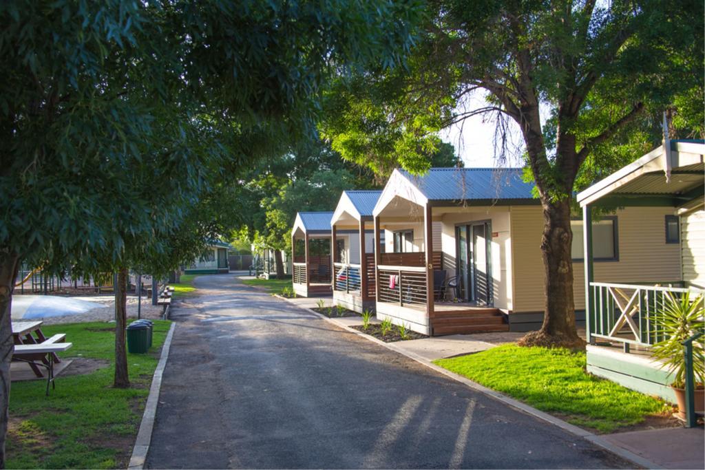 Отель All Seasons Mildura Holiday Park Экстерьер фото