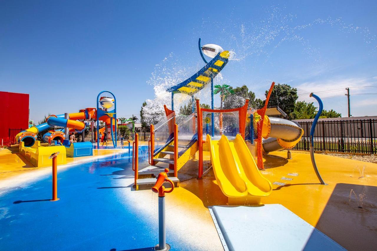 Отель All Seasons Mildura Holiday Park Экстерьер фото